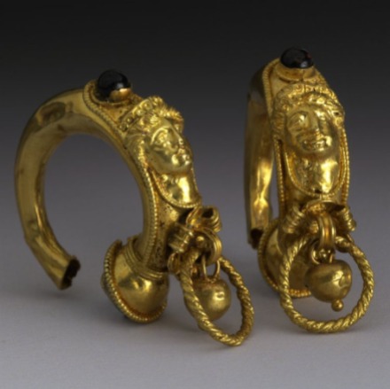 garnet-3rd-century-etruscan-earrings